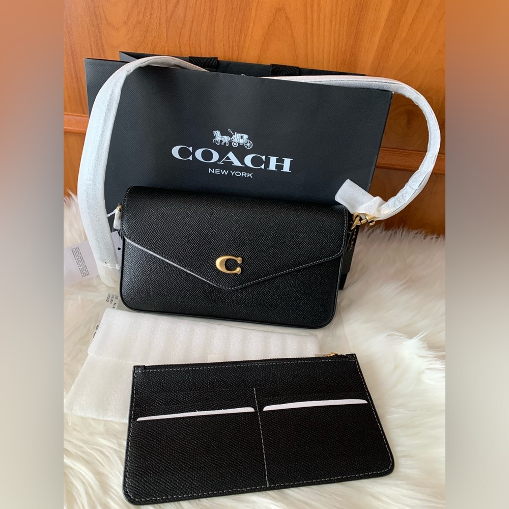 BNWT COACH BLK Wyn Crossbody Bag🖤🧡
Brand New / Giftable Condition w/ pap… - Picture 4 of 16
